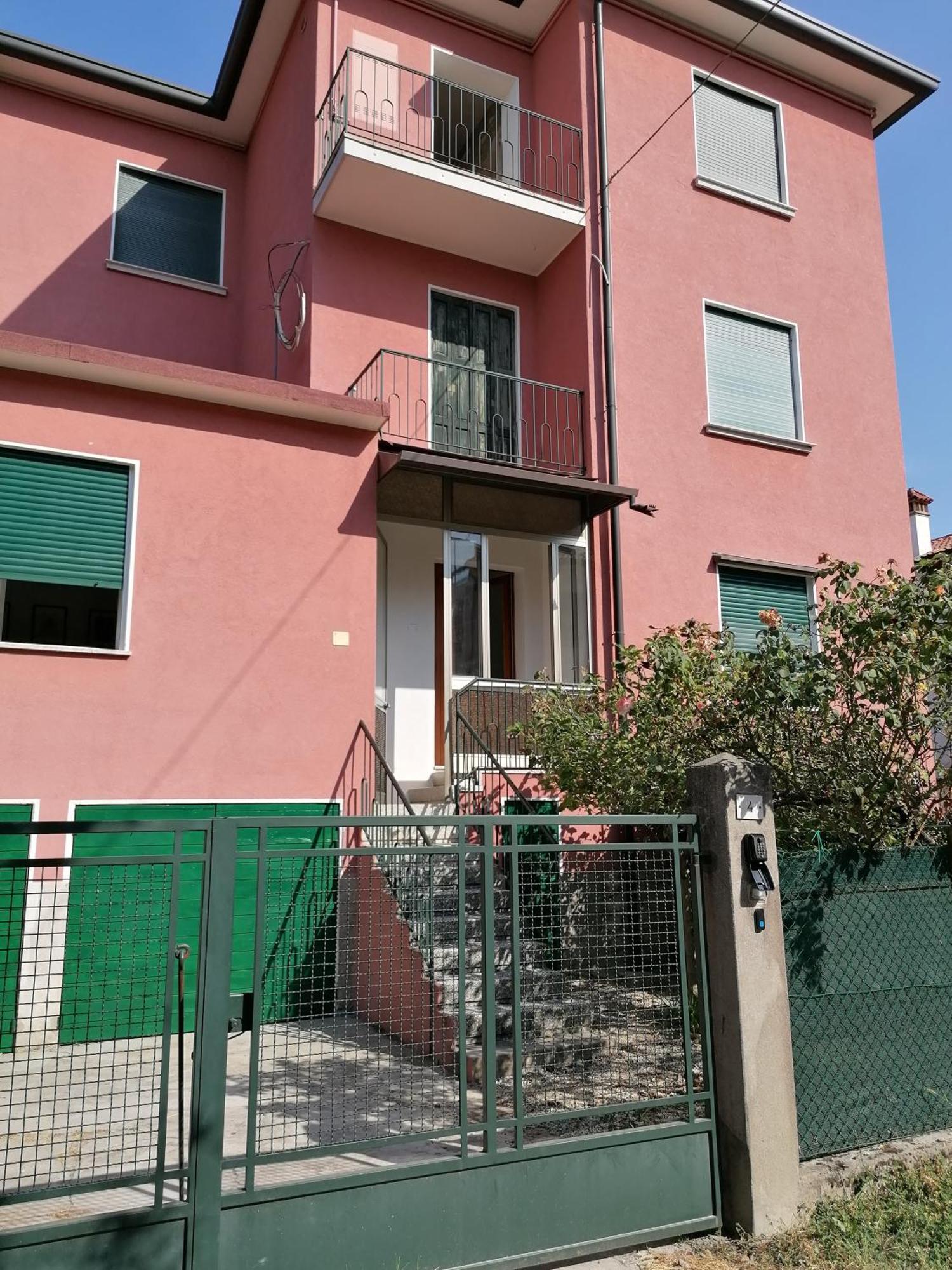 Lungo Sile Apartman Treviso Kültér fotó